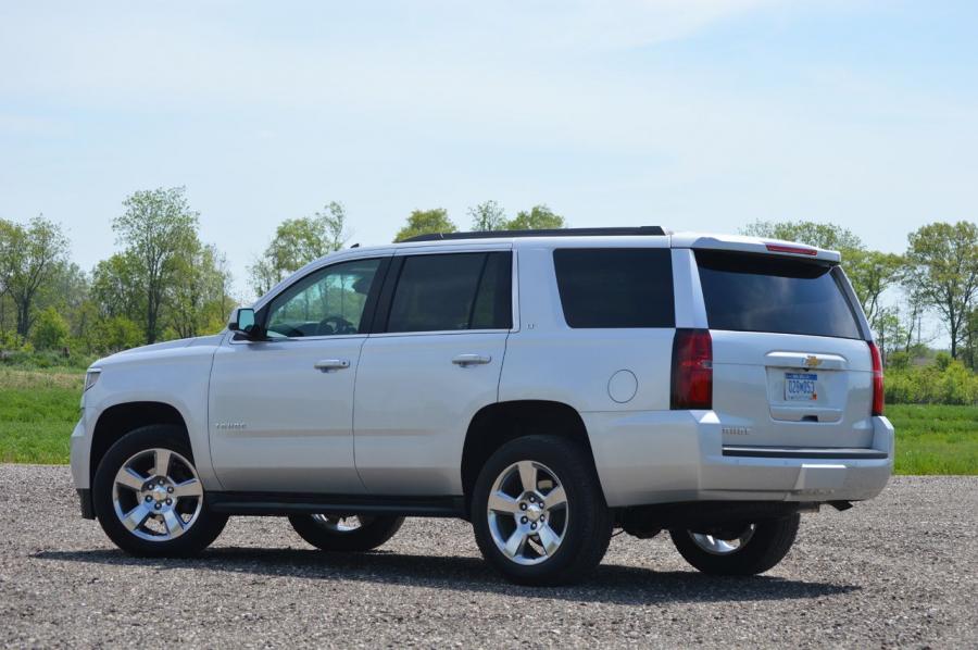  Chevrolet Tahoe LT 2014 года  (фото 4 из 16)